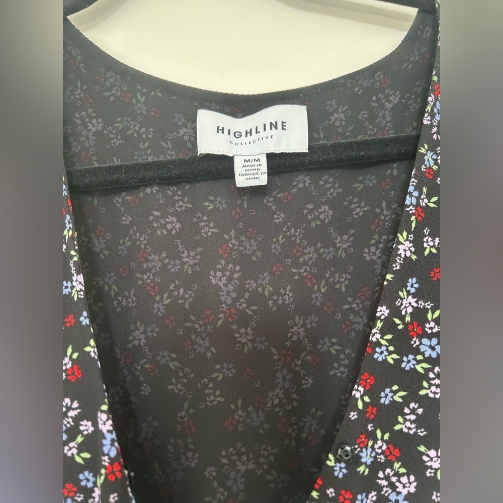 Wrap Floral V-Neck Dress - Picture 3 of 5